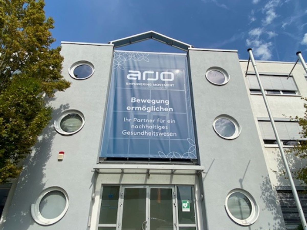 Arjo HQ Banner.png
