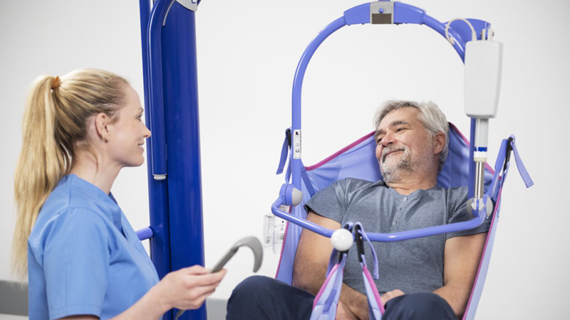 Arjo MOVE Webinar Series - Module 1: Exploring the evidence and ergonomic standards impacting caregiver injury reduction