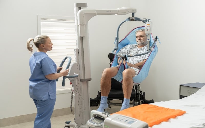 L'innovation Maxi Move : Faciliter la circulation des soins et améliorer la lutte contre les TMS