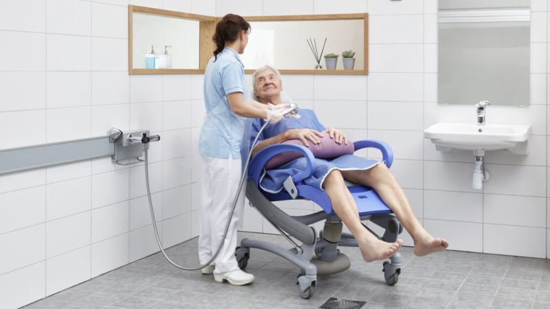 Episode 2 : Les soins d'hygiène des résident(e)s : les gestes qui comptent