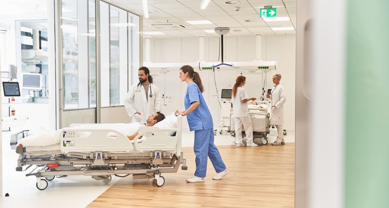 Arjo bed in ICU environment Arjo bed in ICU environment (1)