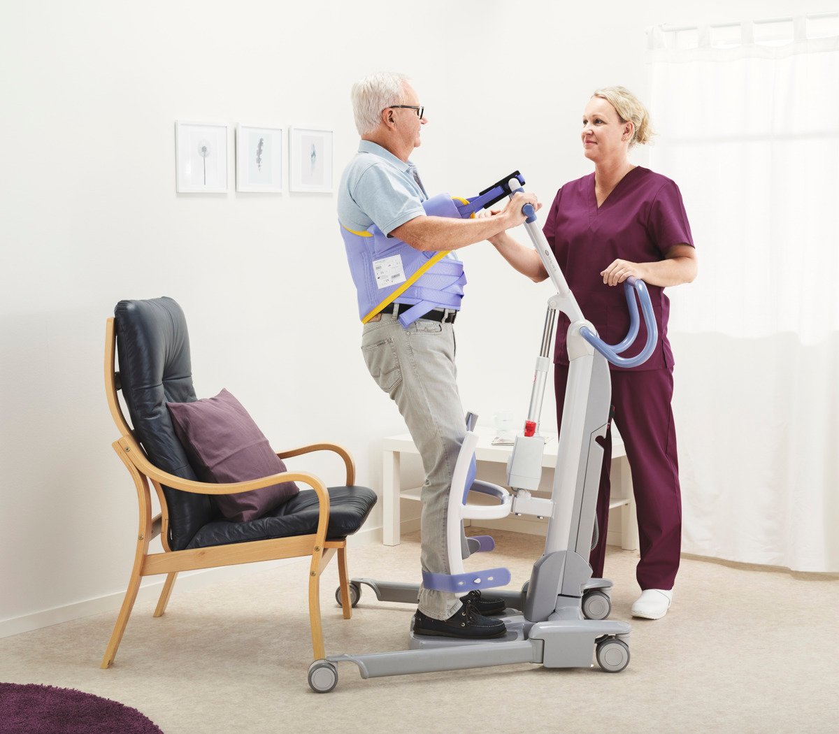 Sara Flex with Sara 3000 Standing Sling (3)