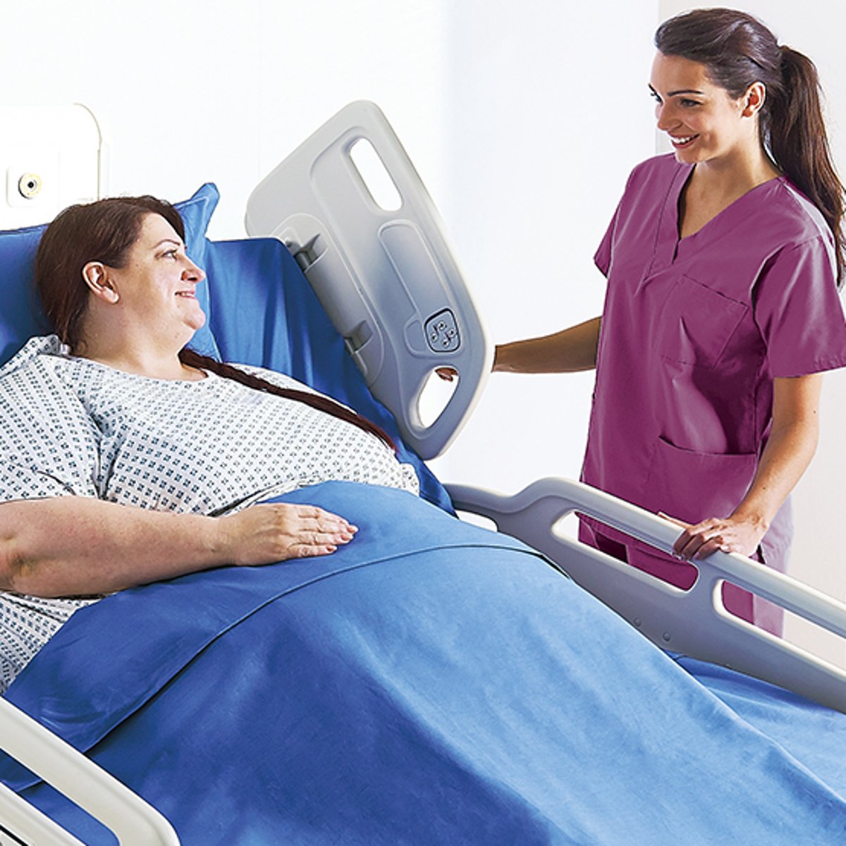 arjo-close-up-bariatric-nurse-patient-block.jpg