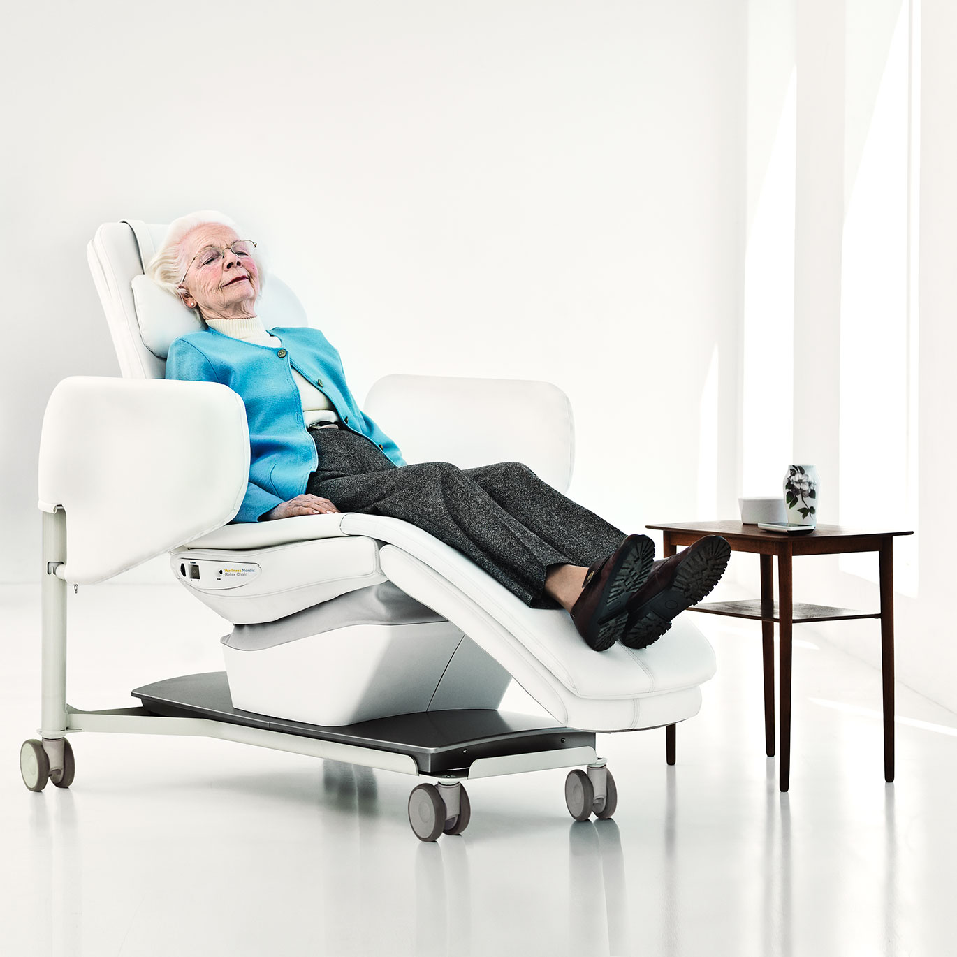 arjo-wellness-nordic-relax-chair-home-banner-dementia-